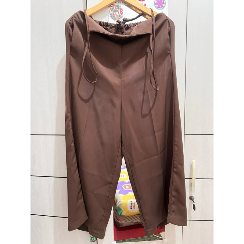 Preloved GU Jumpsuit Brown