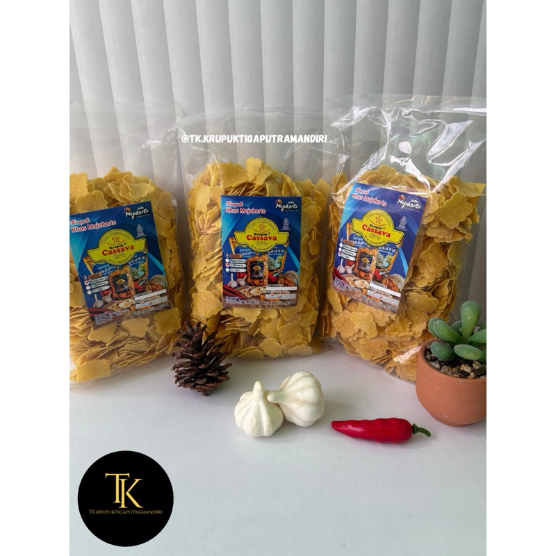 

kerupuk cassava singkong khas mojokerto rasa pedas manis bawang ebi 250g