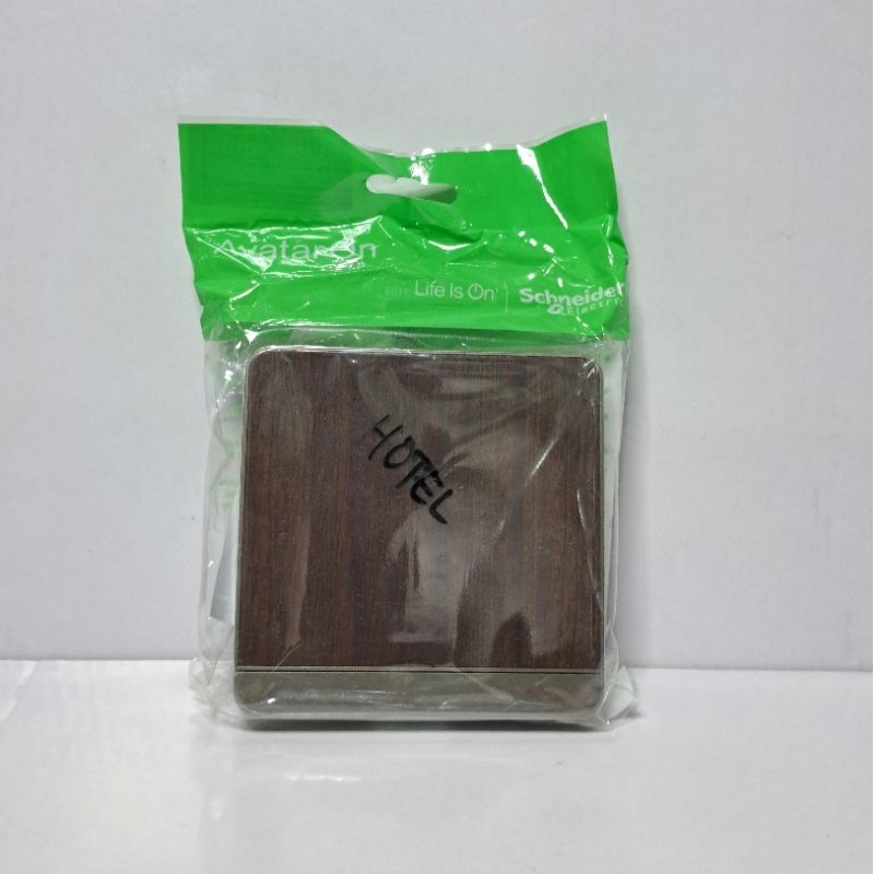 Saklar single engkel hotel schneider avatar on avataron wood kayu - Hotel