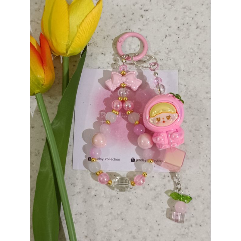 Strap hp karakter pink strawberry/ gantungan tas / bead phone strap