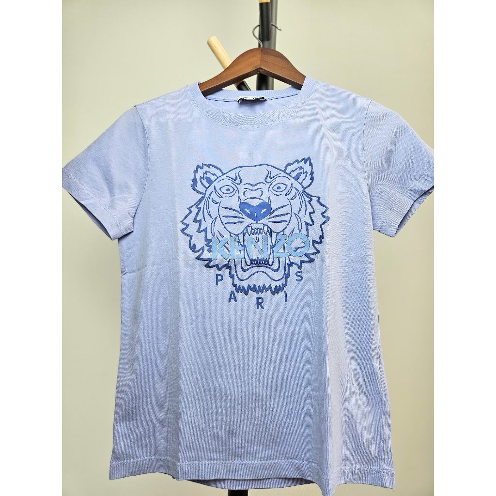 PRELOVED : Kaos Lengan Pendek. Bahan katun. Warna biru muda. Brand : Kenzo. Size S. Beli di Jepang. 