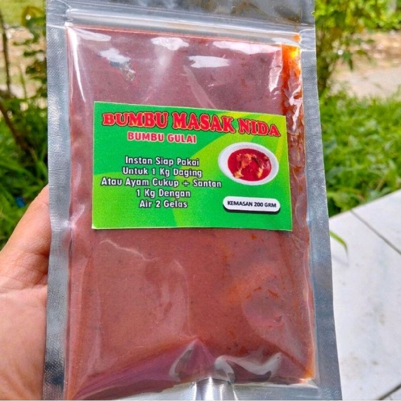 

BUMBU GULAI INSTAN KEMASAN 200 GRM KHAS PADANG SUMATRA BARAT