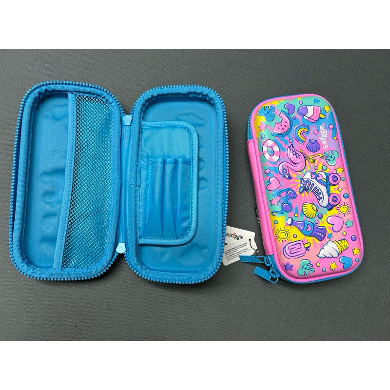 

Smiggle pencil case tempat pensil