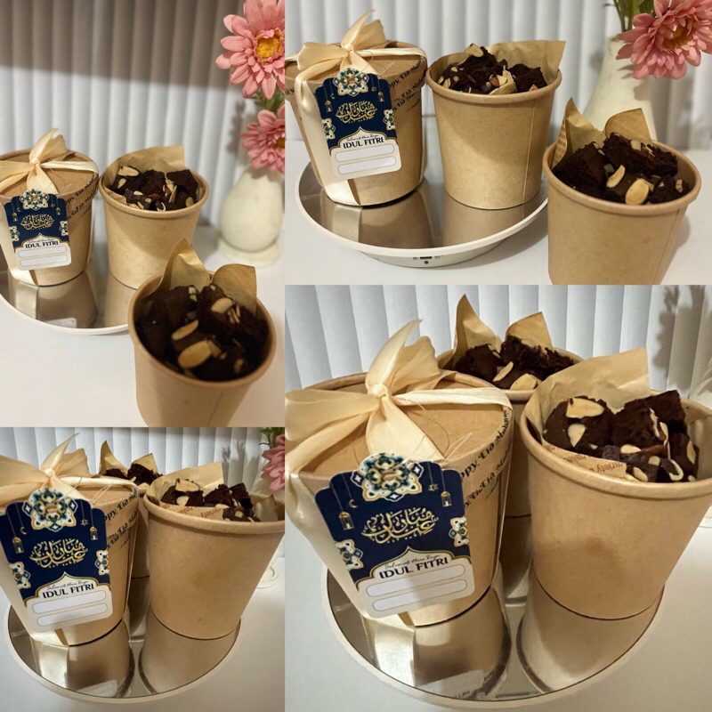 

BROWNIES BITES CUP HAMPERS 12oz free ucapan