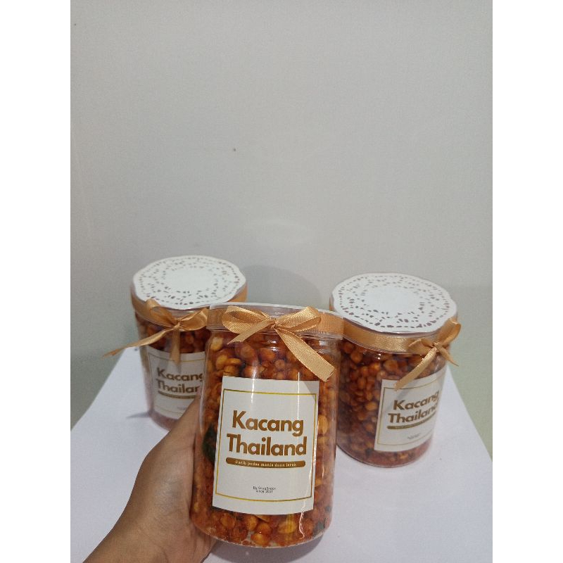 

KACANG THAILAND TOPLES CANTIK