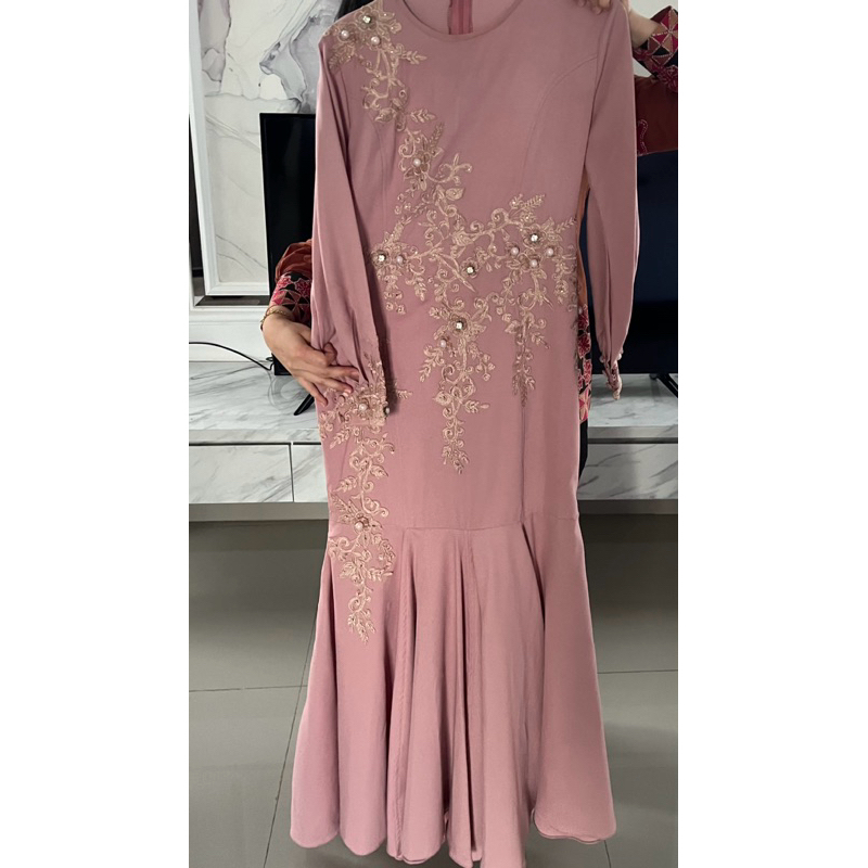 dress pesta payet preloved