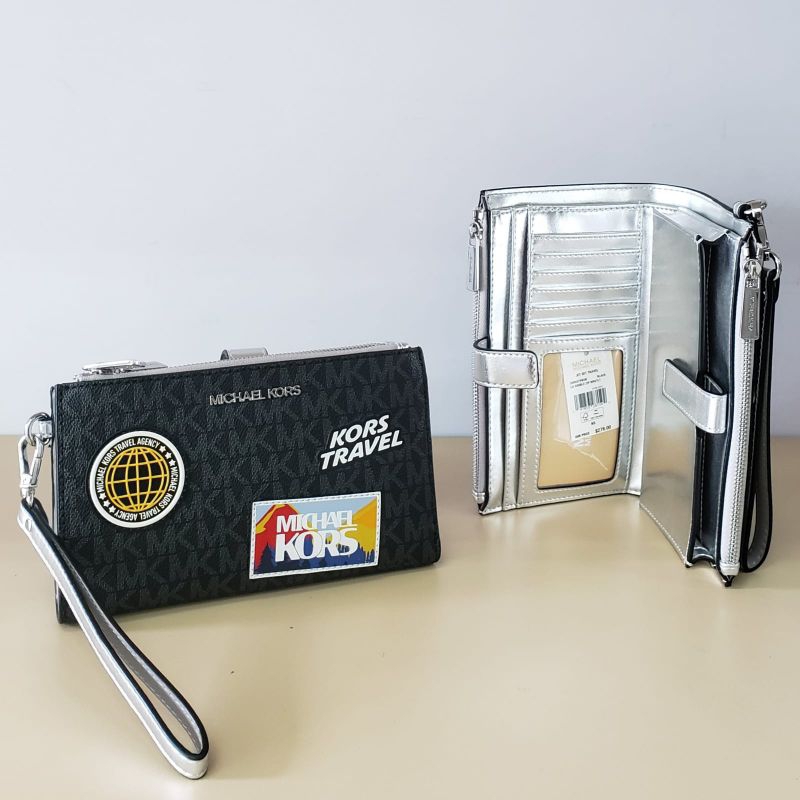 Dompet  MK JST large double Zip wrislet