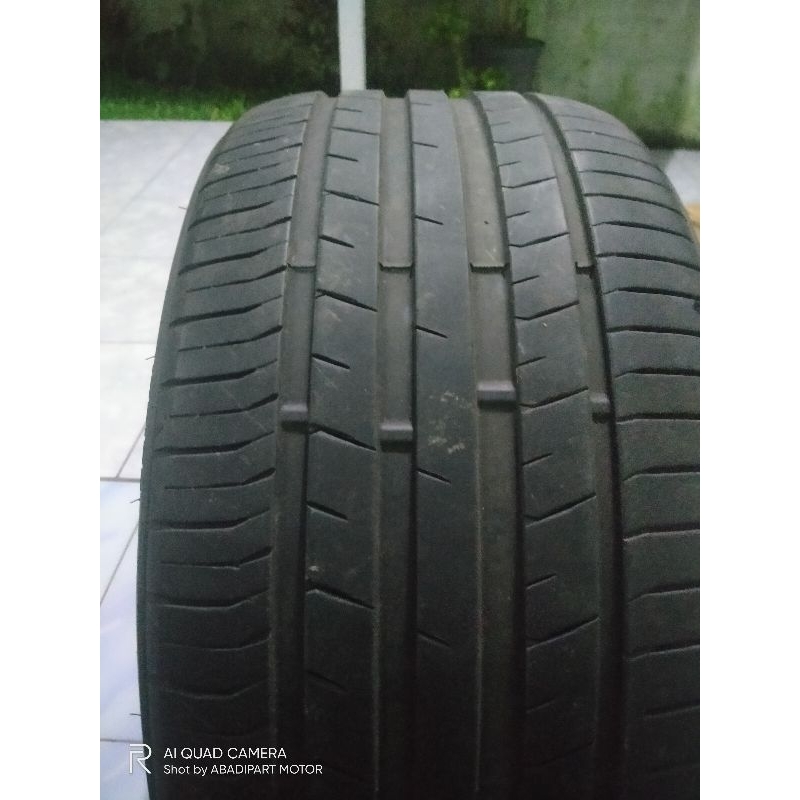 ban mobil ring 265/35 19