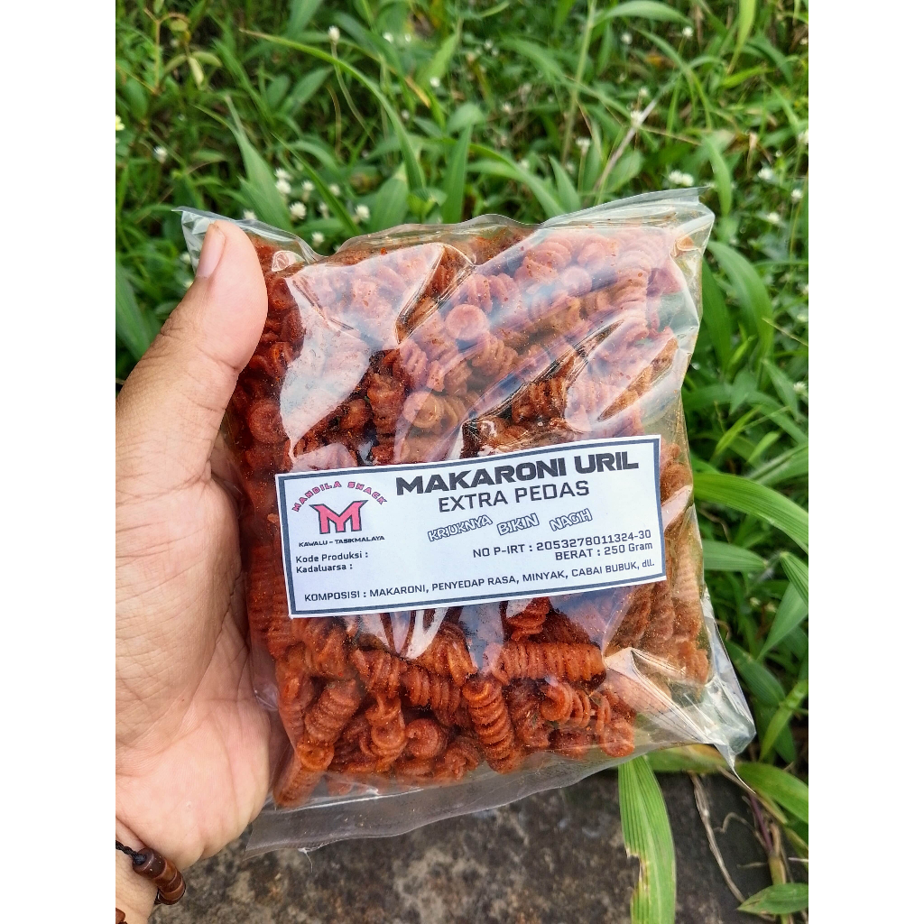 

1/4 Kg Makaroni Uril Gurih Daun Jeruk - Snack Makanan Ringan Pedas - Cemilan Tasikmalaya