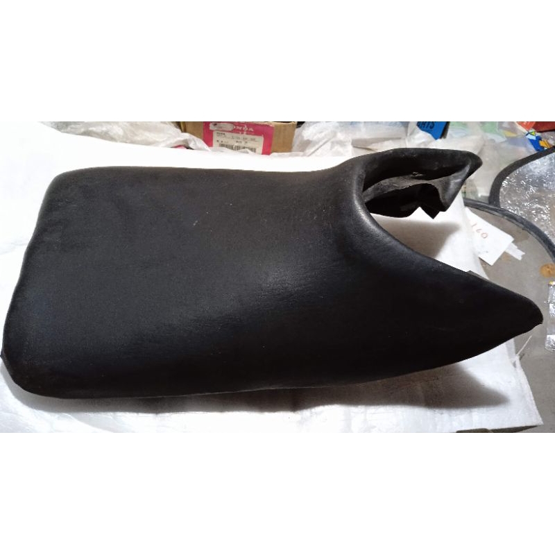 original sadel jok depan happy nexium Minerva 150 CC subtitusi persamaan untuk Honda CBR 150 CBU Tha