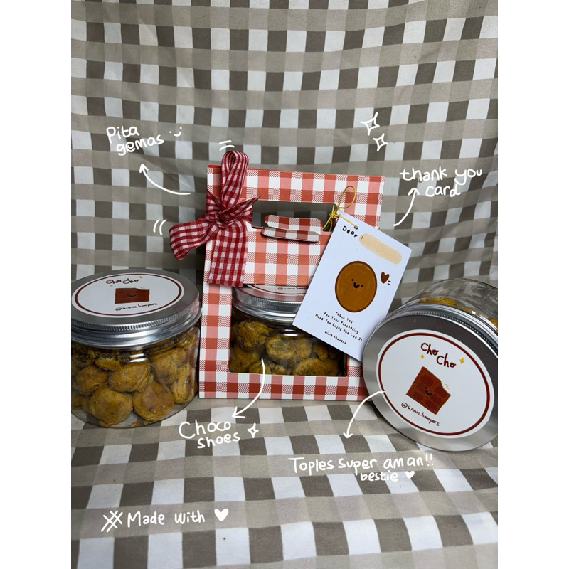 

Choco Winie Hampers