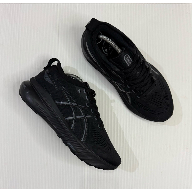 Asics Gel Kayano 31 Fullblack (43)