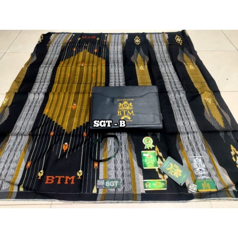 Sarung BTM FULL SUTRA 210 Motif SGT GOLD