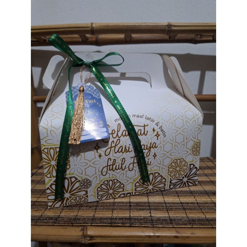 

hampers gable box