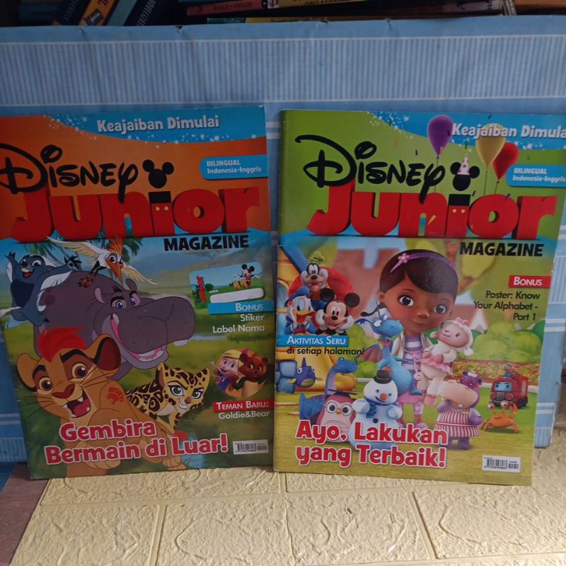Paket 2 buku Disney Junior {ayo lakukan yang terbaik dan Gembira bermain di Luar)