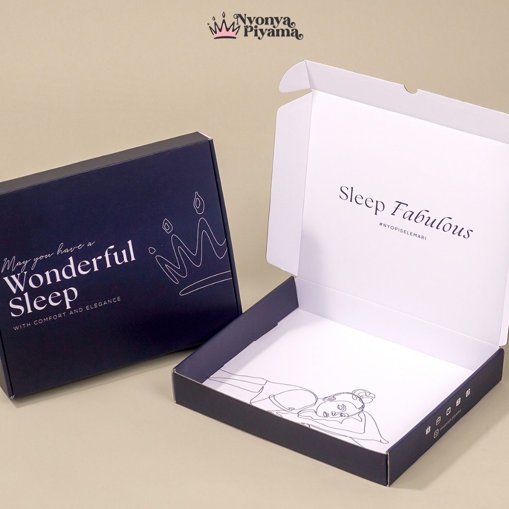 

Nyonya Piyama - Ekstra Gift Box / Bungkus kado / Kotak Kado / Ulang Tahun / Kartu Ucapan / Hampers
