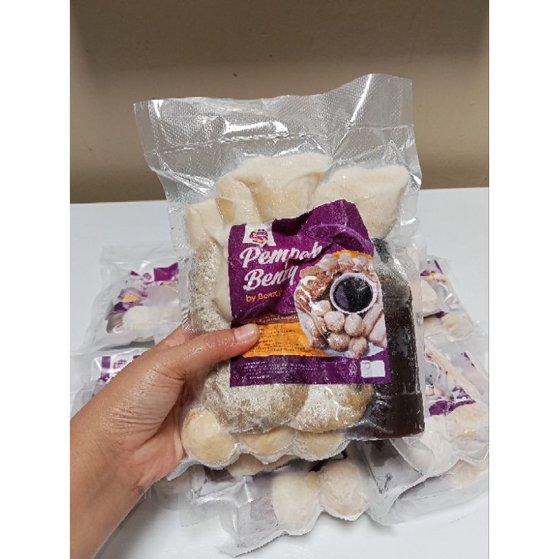 

Pempek Benzy by BenzQia (pempek ikan tenggiri asli)