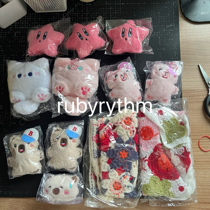 [BOOKED] Lelang Warehouse Gantungan HP