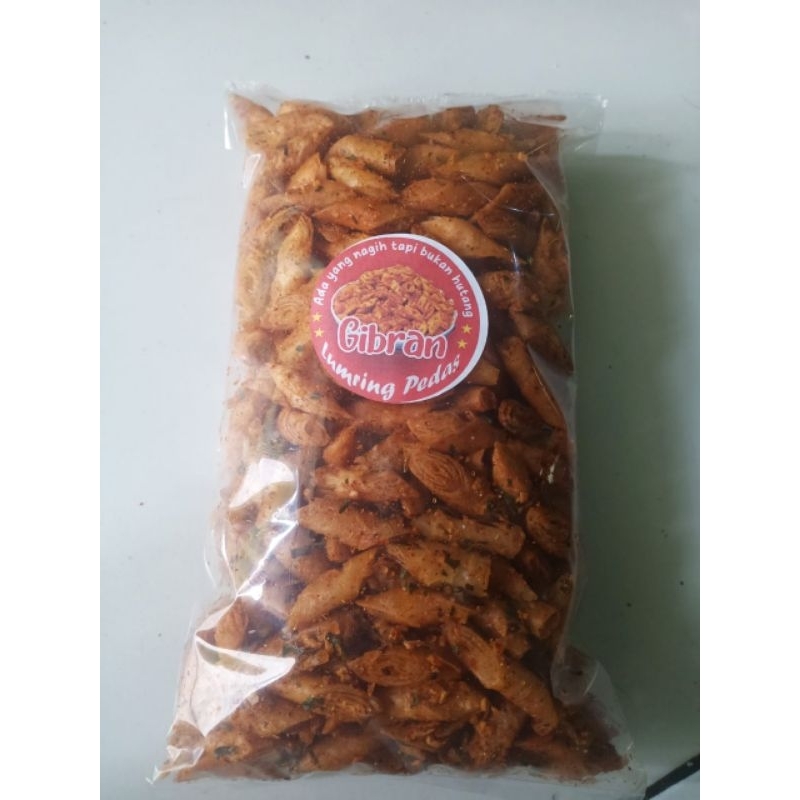

SNACK LUMRING PEDAS DAUN JERUK/500 gram