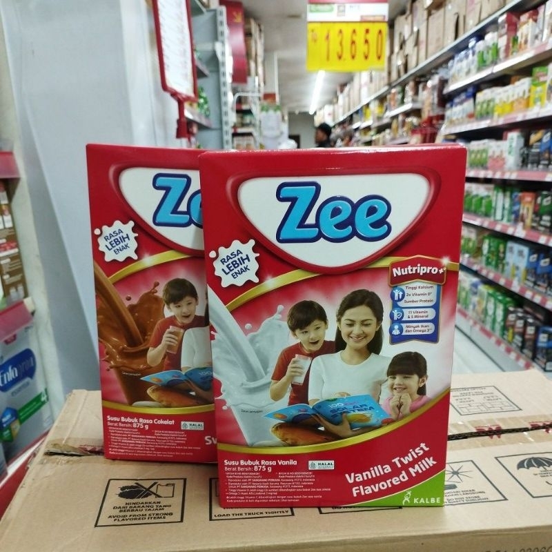 

Zee Regular 875gr Vanila, Coklat