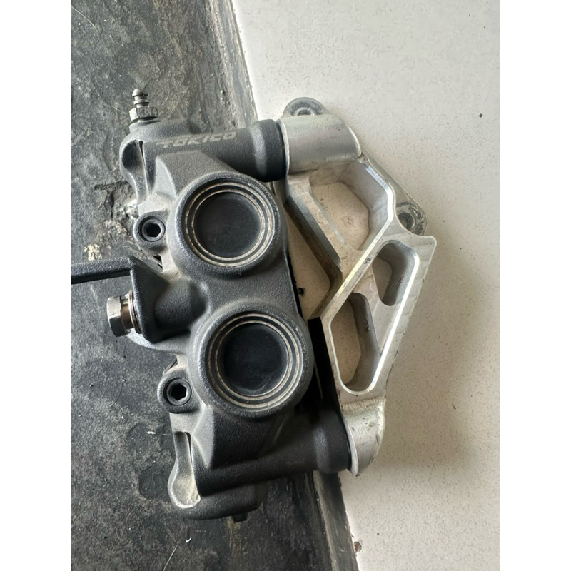 kaliper tokico kacamata kanan zx10r