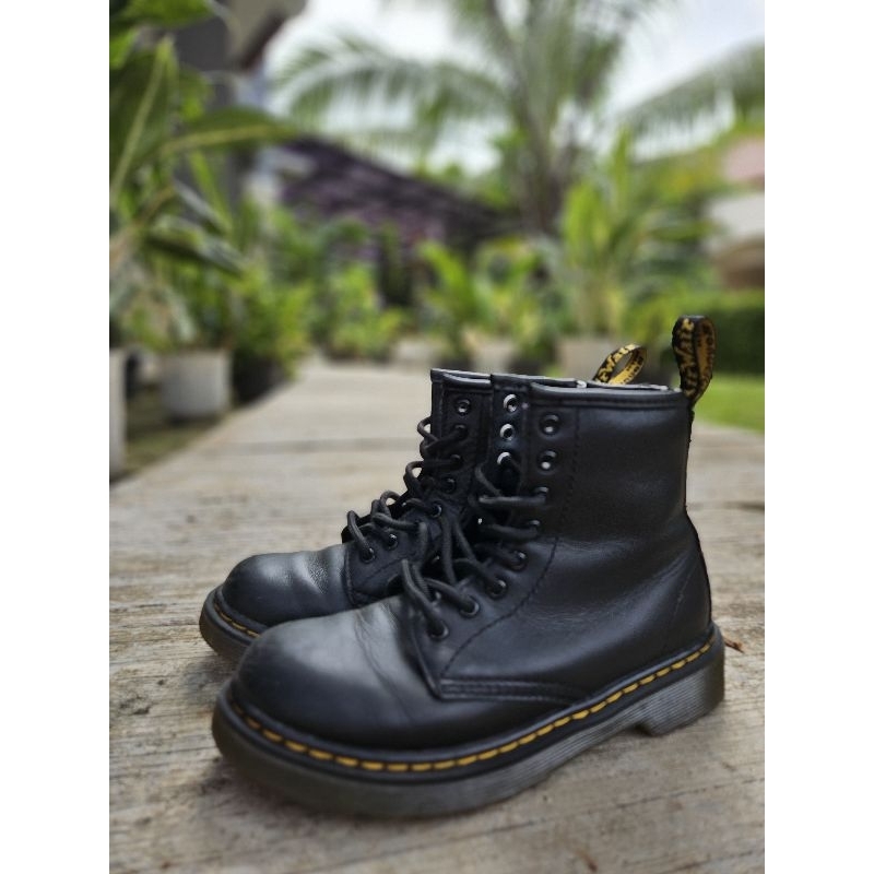 PRELOVED : Sepatu anak Dr. Martens (Dr. Martens Kids Size) Boots Anak Laki-laki Original Size 13UK 3
