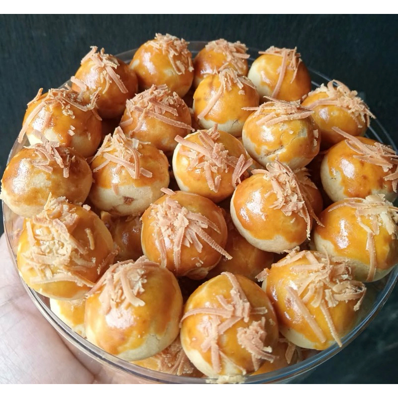 

nastar keju lumer