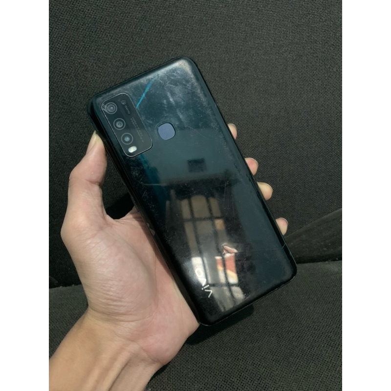 Vivo Y50 8/128 | Second | Batangan