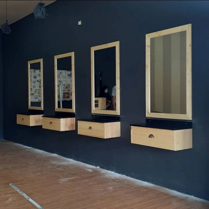 meja barbershop 70x35 include cermin