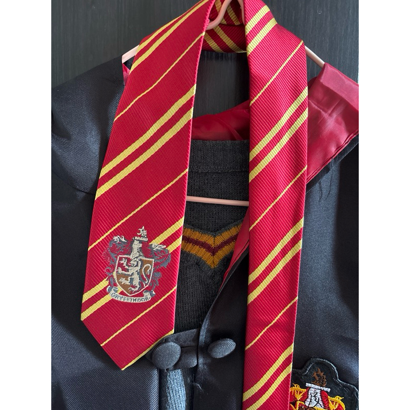 PRELOVED SET UNISEX JUBAH HARRY POTTER KOSTUM COSPLAY DASI GRYFFINDOR INNER ROMPI ABU