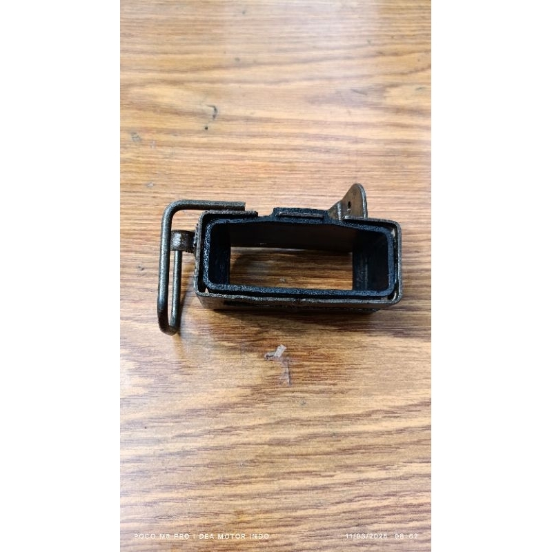 Tempat CDI Yamaha Jupiter MX original/dudukan CDI Yamaha Jupiter mx/tempat CDI MX/karet CDI Jupiter 