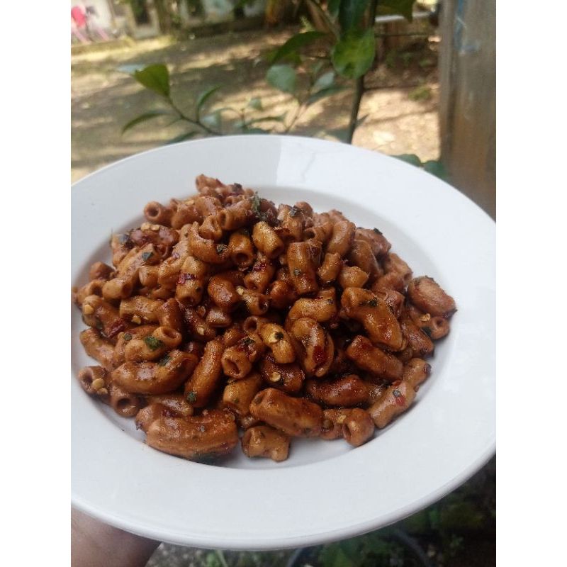 

MAKARONI BANTET