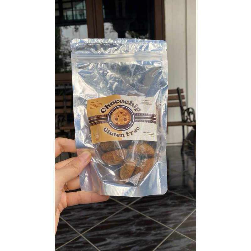 

GLUTEN FREE CHOCO CHIP COOKIES BY TEMAN CEMIL BAIK