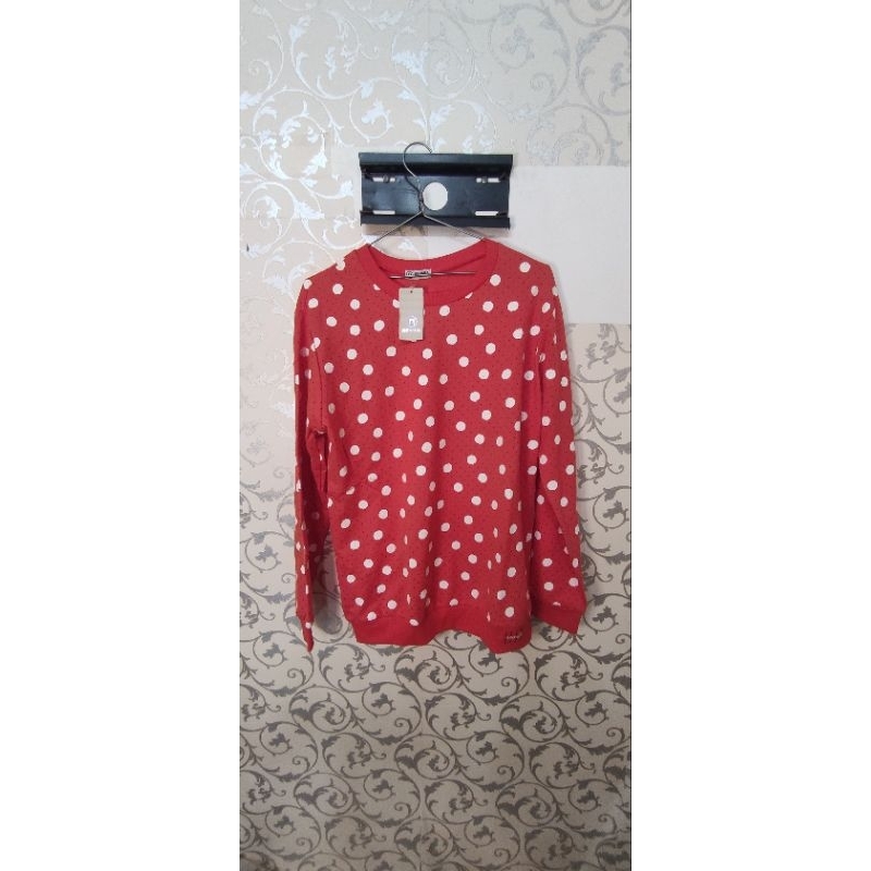 preloved baju kaos nevada lengan panjang