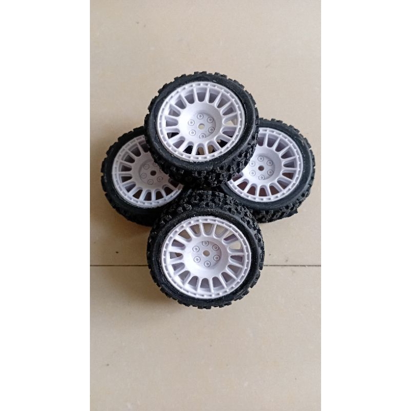 ban rc 1/10 rally dan adventure baru