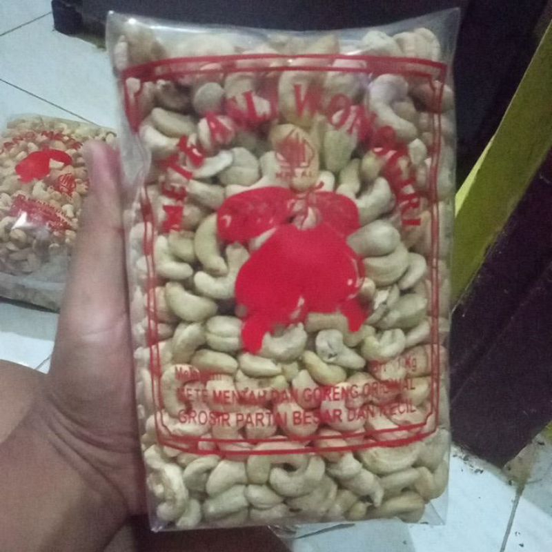 

kacang mete mede mentah super standar asli wonogiri 100% 1kg