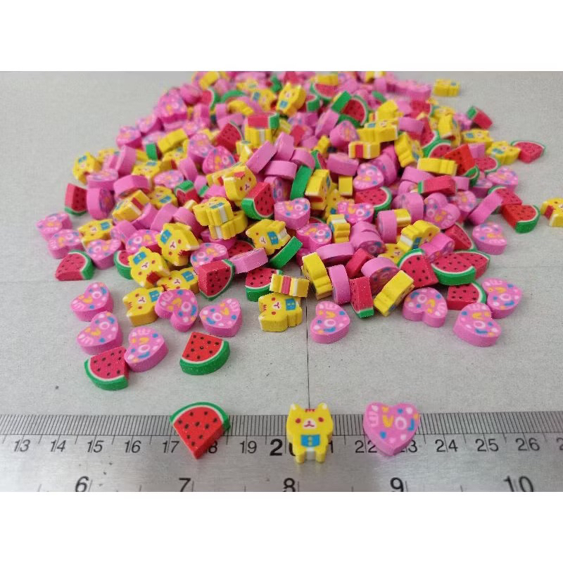 

1pcs Mainan Anak Penghapus Mini / Usep Mini