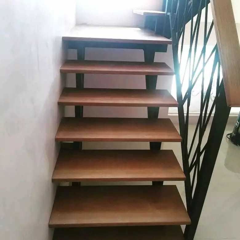 Pembuatan tangga kayu/ conwood sidoarjo