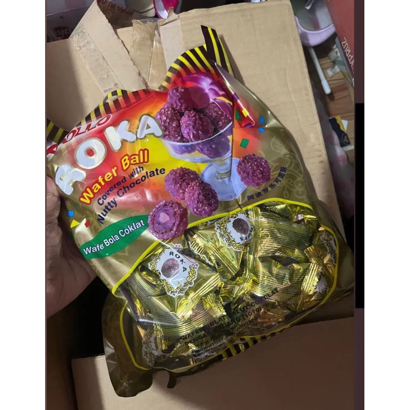 

Roka Wafer Bola Coklat