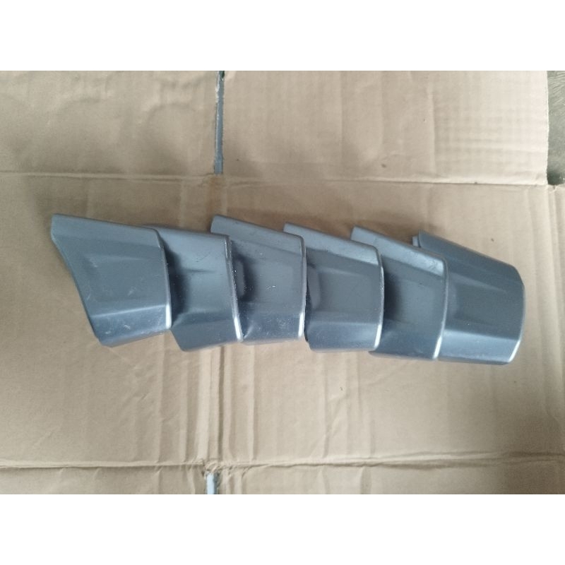 cover audio tutup samping stir bagian kanan mobil agya ayla xenia warna silver original