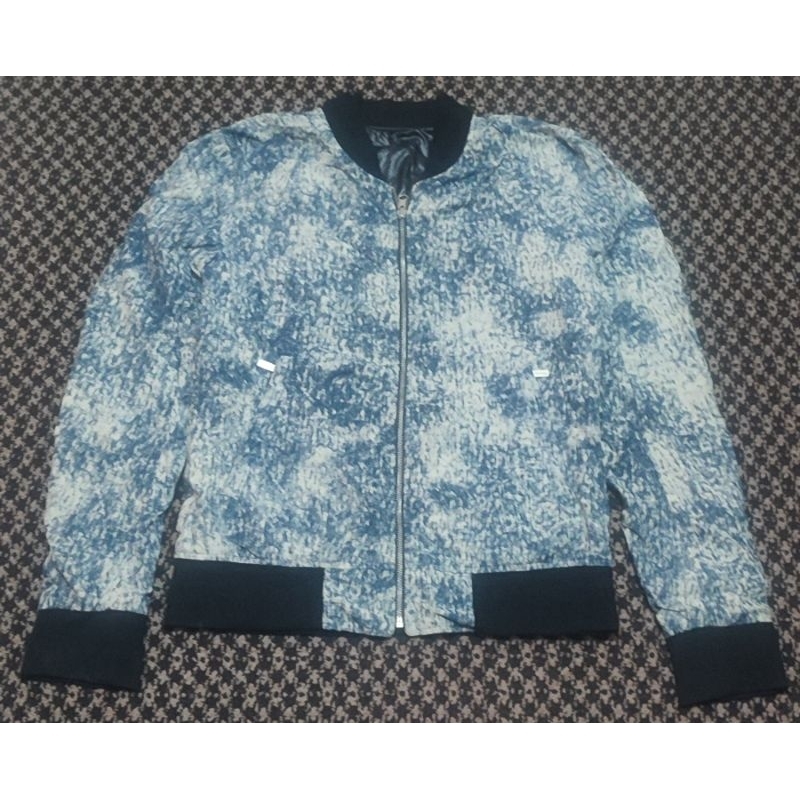 Jaket Casual Bomber Codes Combine Reversible Motif Marble