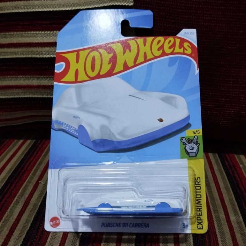 Hot Wheels Porsche 911 Carrera (Experimotors)