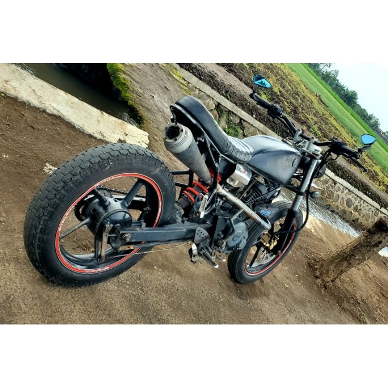 motor byson 2011 custom scrambler