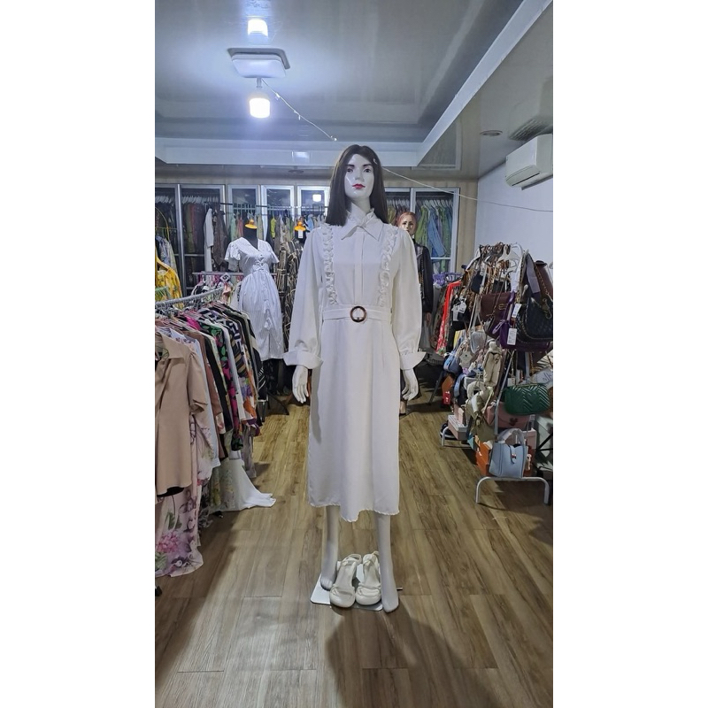 dress putih korean look