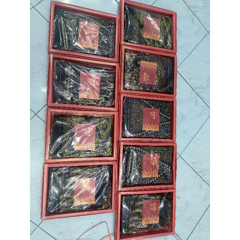 SARUNG ASWAD BATIK