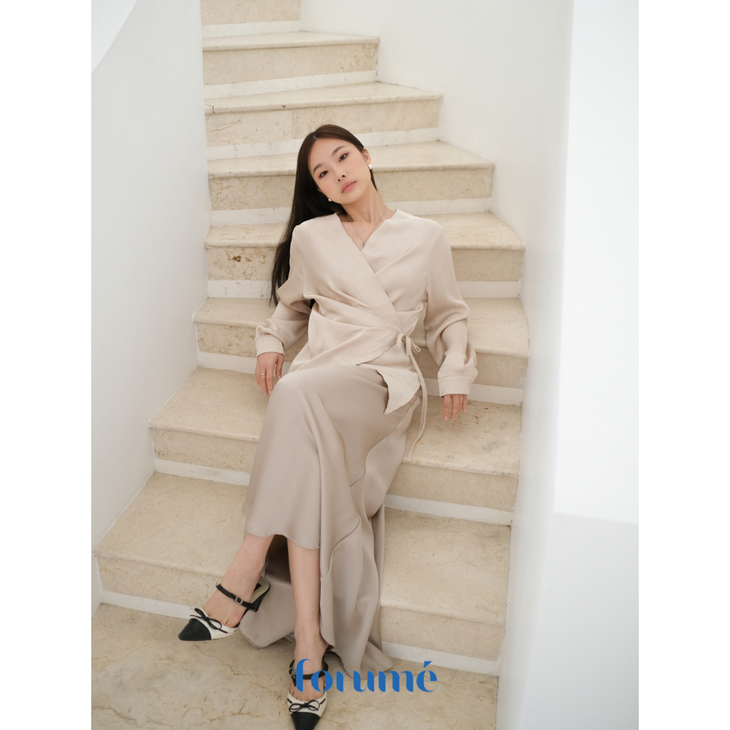 FORUME - Raia Top / Satin Silk Blouse / Atasan Satin Premium / Satin Blouse Long Sleeve / Satin Top