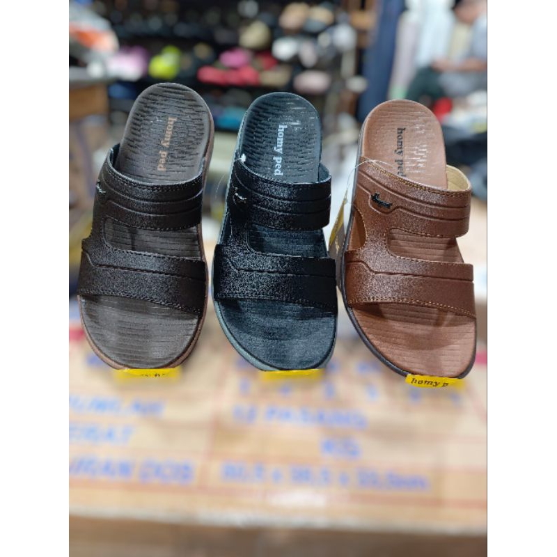 HOMYPED WARNER 02 SANDAL SLOP PRIA DEWASA