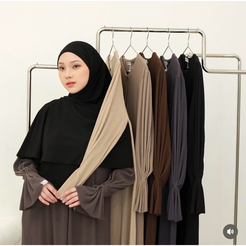 PLEATS DRESS BY KHALEWALE 1000% ORI