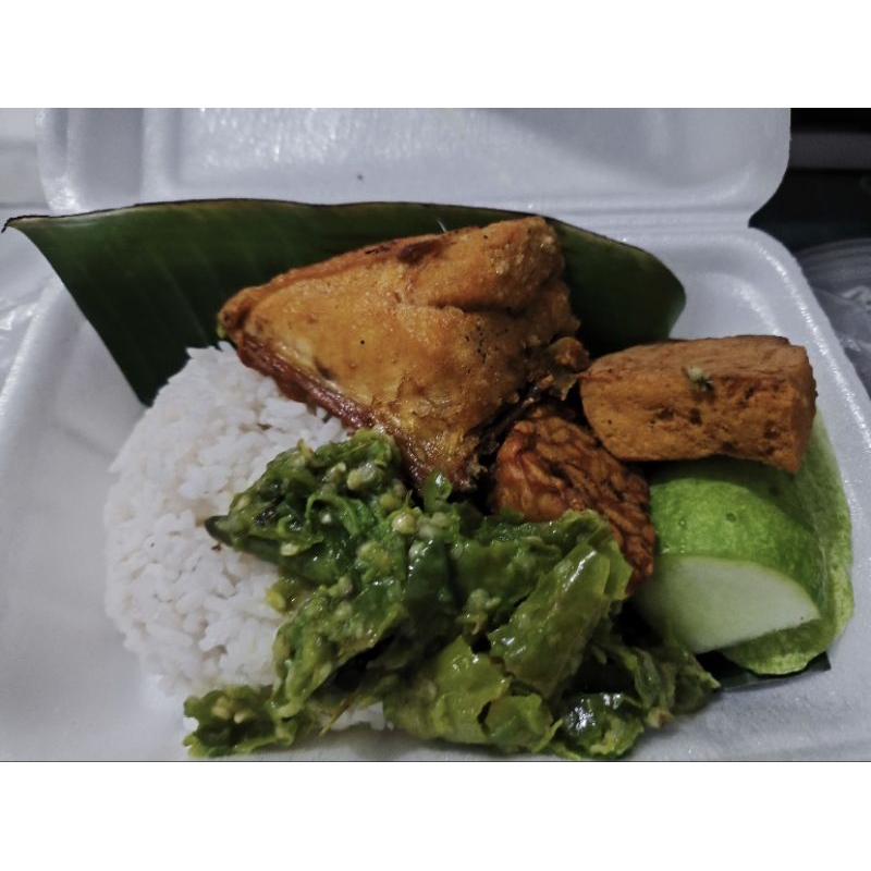 

SET CHICKEN RICE BOX PORSI FAMILY + JUICE