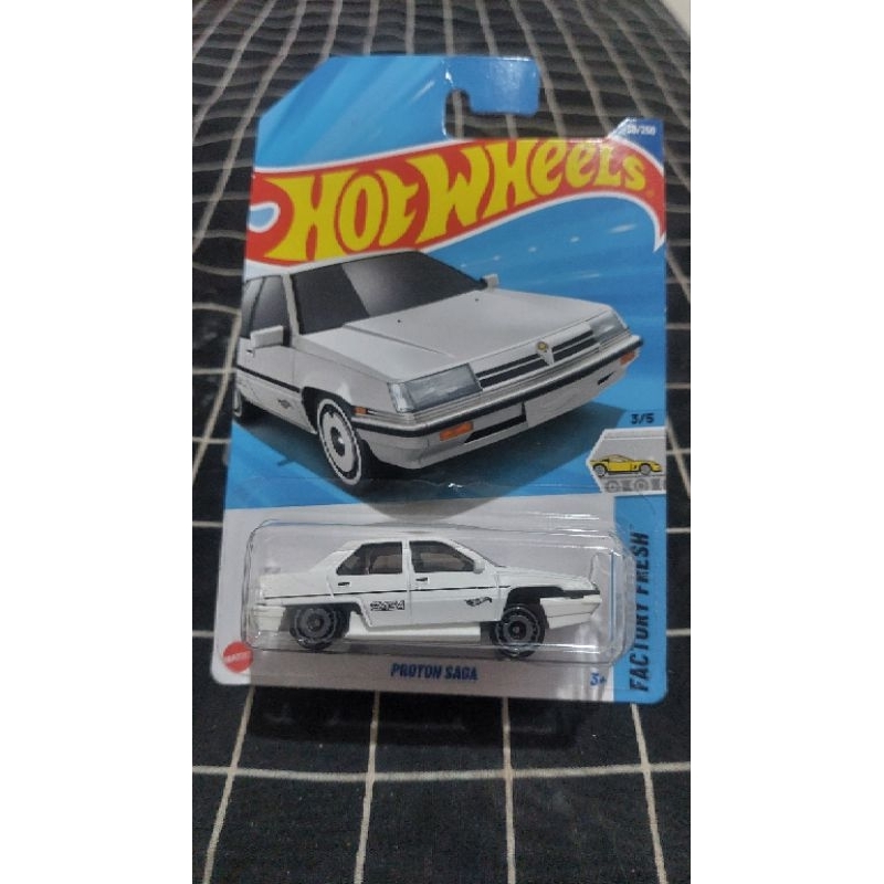 HOT WHEELS ERROR " PROTON SAGA "